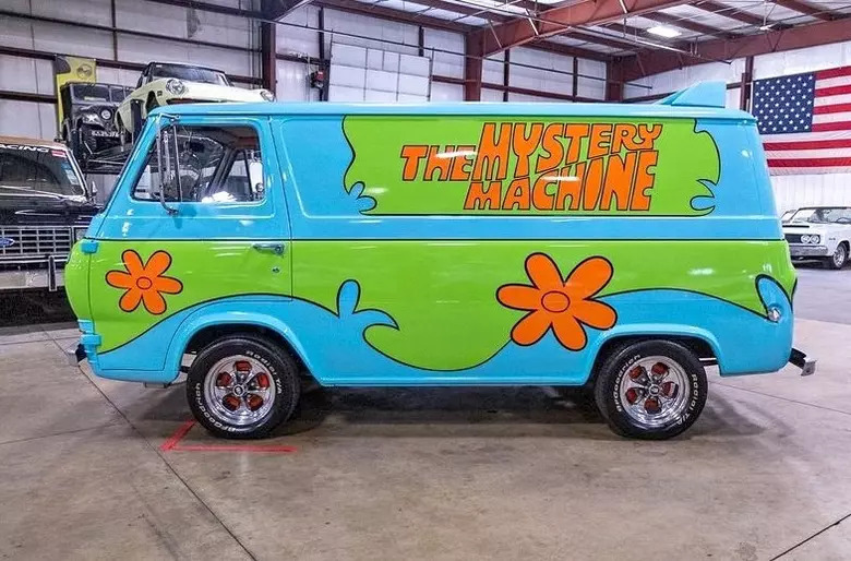 Mystery-Machine-Van-Movie-car